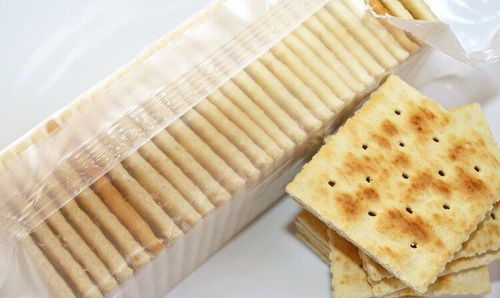 高血壓禍根不止是鹽,醫生 4種食物要少吃,多吃1口,血管堵1分