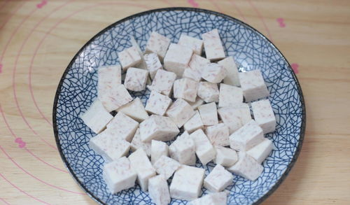 天冷最饞此道菜，蒸一蒸就好，美味營養高，滋補強身，全身熱乎乎——腌制鹽蒸美味